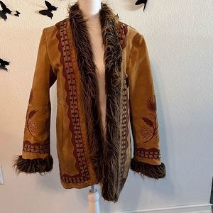Vintage Boho Styled Leather Coat with Faux Fur trim Large